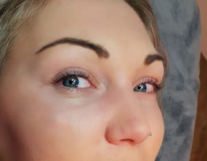 Titelbild Beitrag - Was ist Wimpernlifting