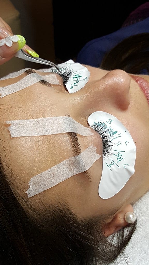 Perfektionstraining Wimpernverlängerung