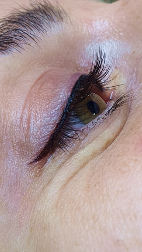 Permanent Make Up Lidstrich